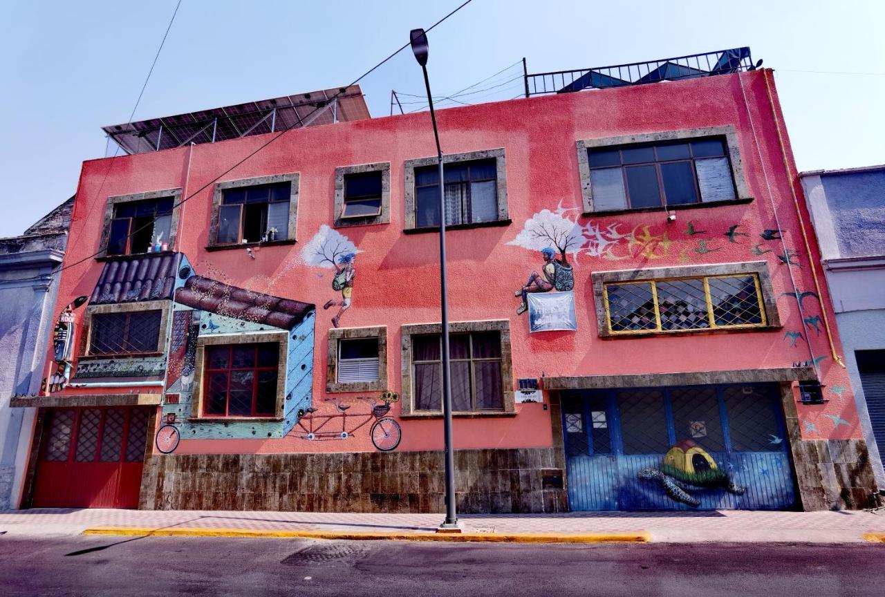 The Roof Backpackers Hotel Guadalajara Exterior foto